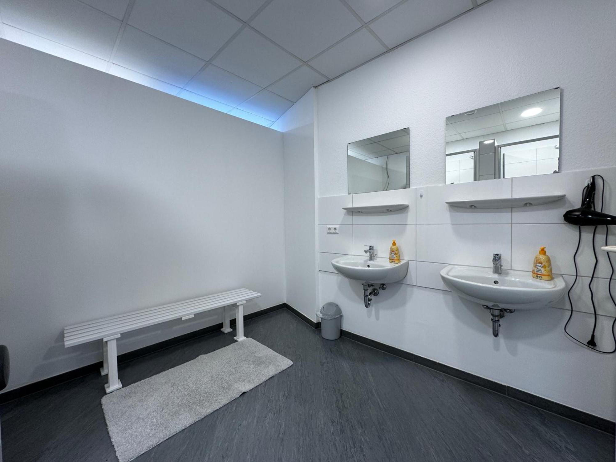 Thuja Apartments Karlsruhe-Neureut By Kurzzeit Extérieur photo