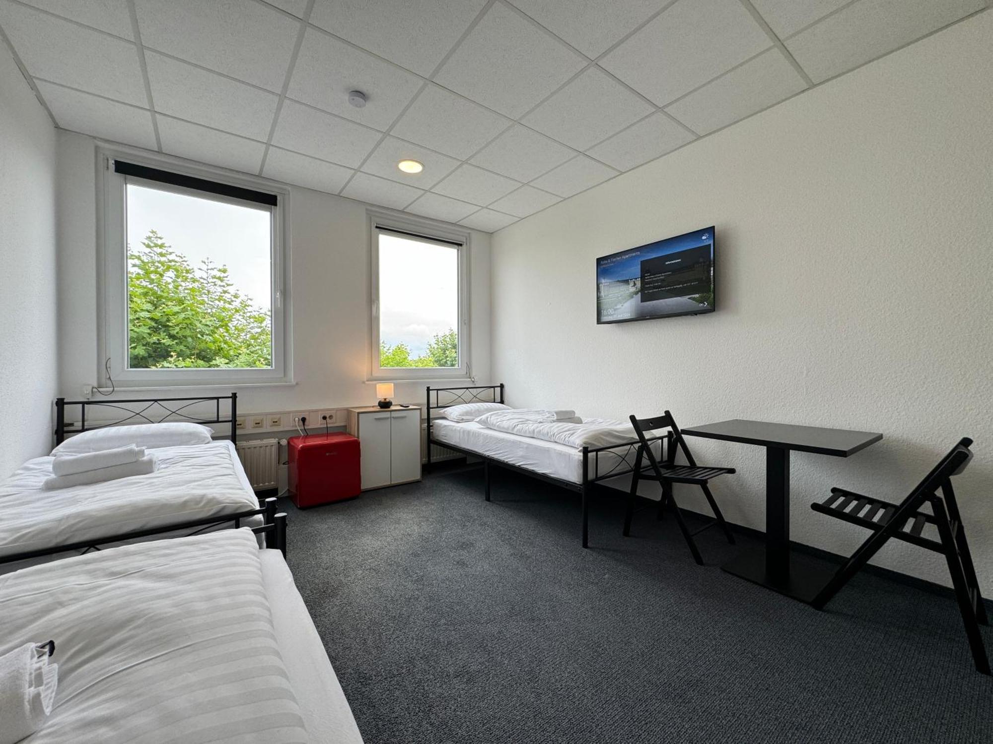 Thuja Apartments Karlsruhe-Neureut By Kurzzeit Extérieur photo