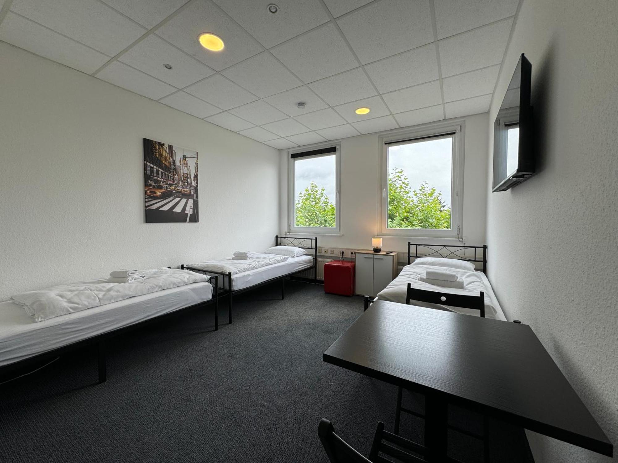 Thuja Apartments Karlsruhe-Neureut By Kurzzeit Extérieur photo